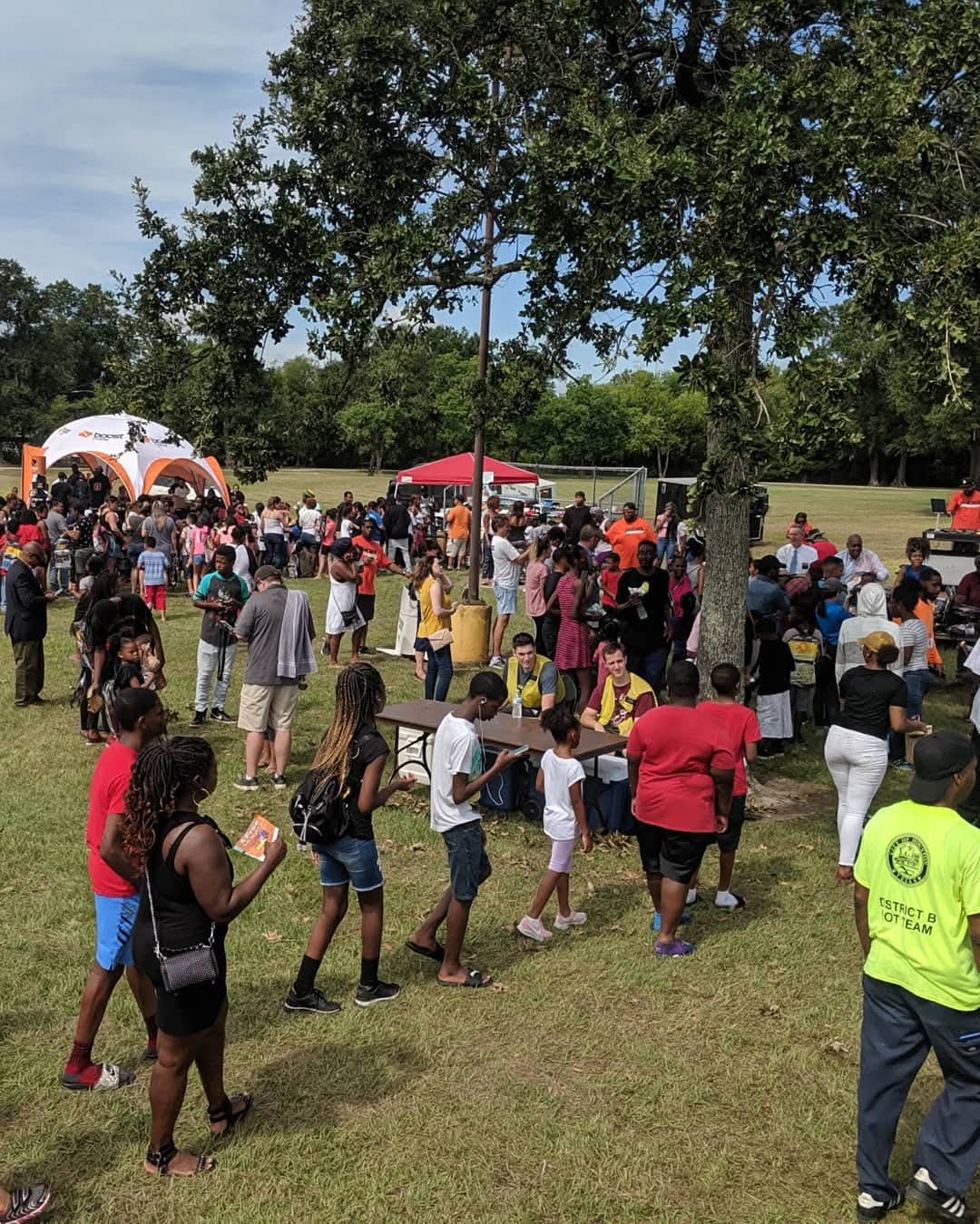 Hundreds of families gathered at a Truly MAD outdoor community day